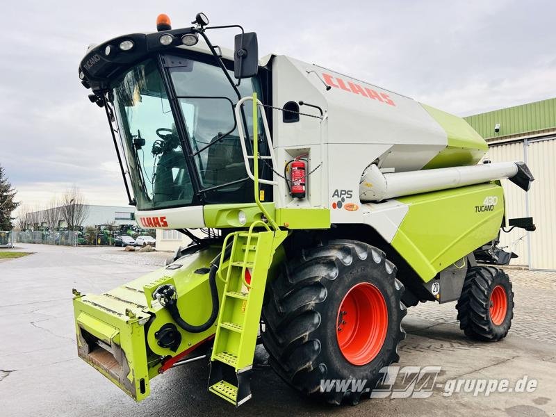 Mähdrescher des Typs CLAAS Tucano 430, Gebrauchtmaschine in Sülzetal OT Altenweddingen (Bild 1)