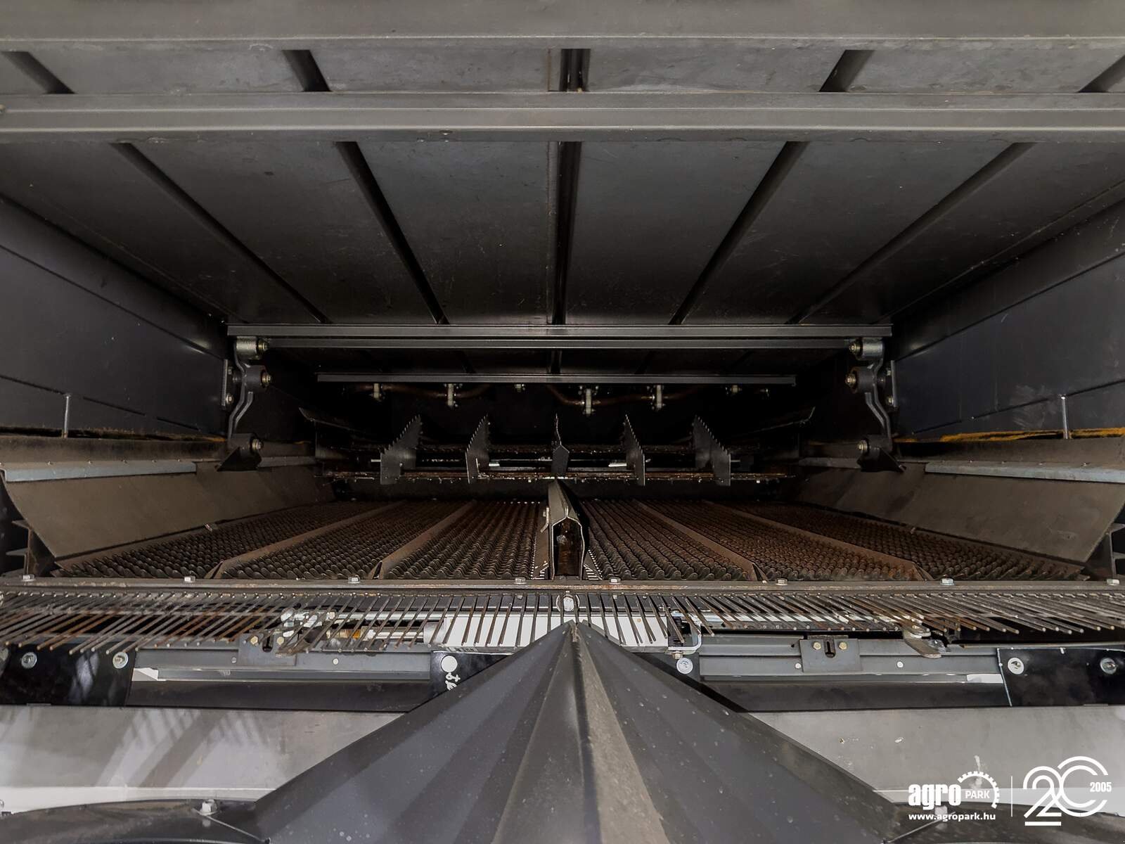 Mähdrescher typu CLAAS Tucano 440 APS, Gebrauchtmaschine v Csengele (Obrázek 8)