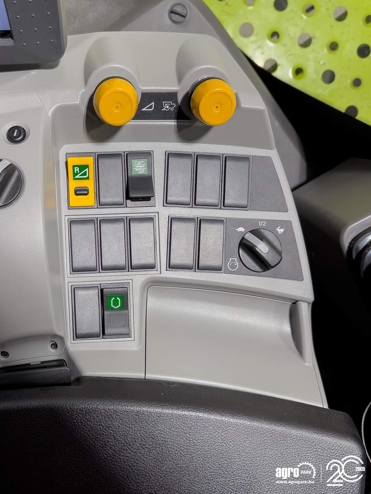 Mähdrescher typu CLAAS Tucano 440 APS, Gebrauchtmaschine v Csengele (Obrázek 17)