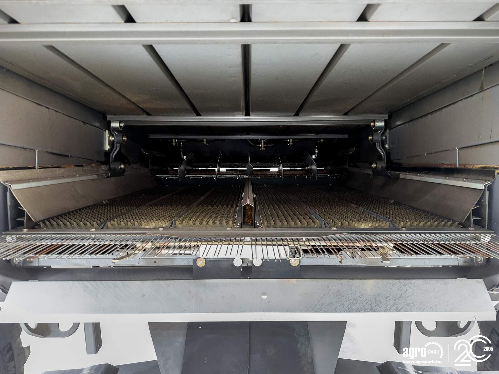 Mähdrescher typu CLAAS Tucano 440 APS, Gebrauchtmaschine v Csengele (Obrázek 8)