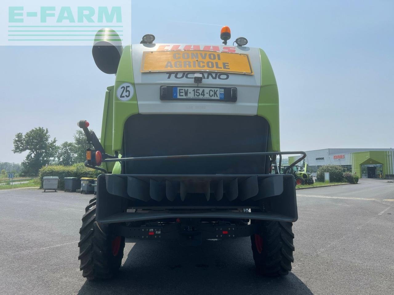 Mähdrescher des Typs CLAAS tucano 440, Gebrauchtmaschine in SAULZET (Bild 7)