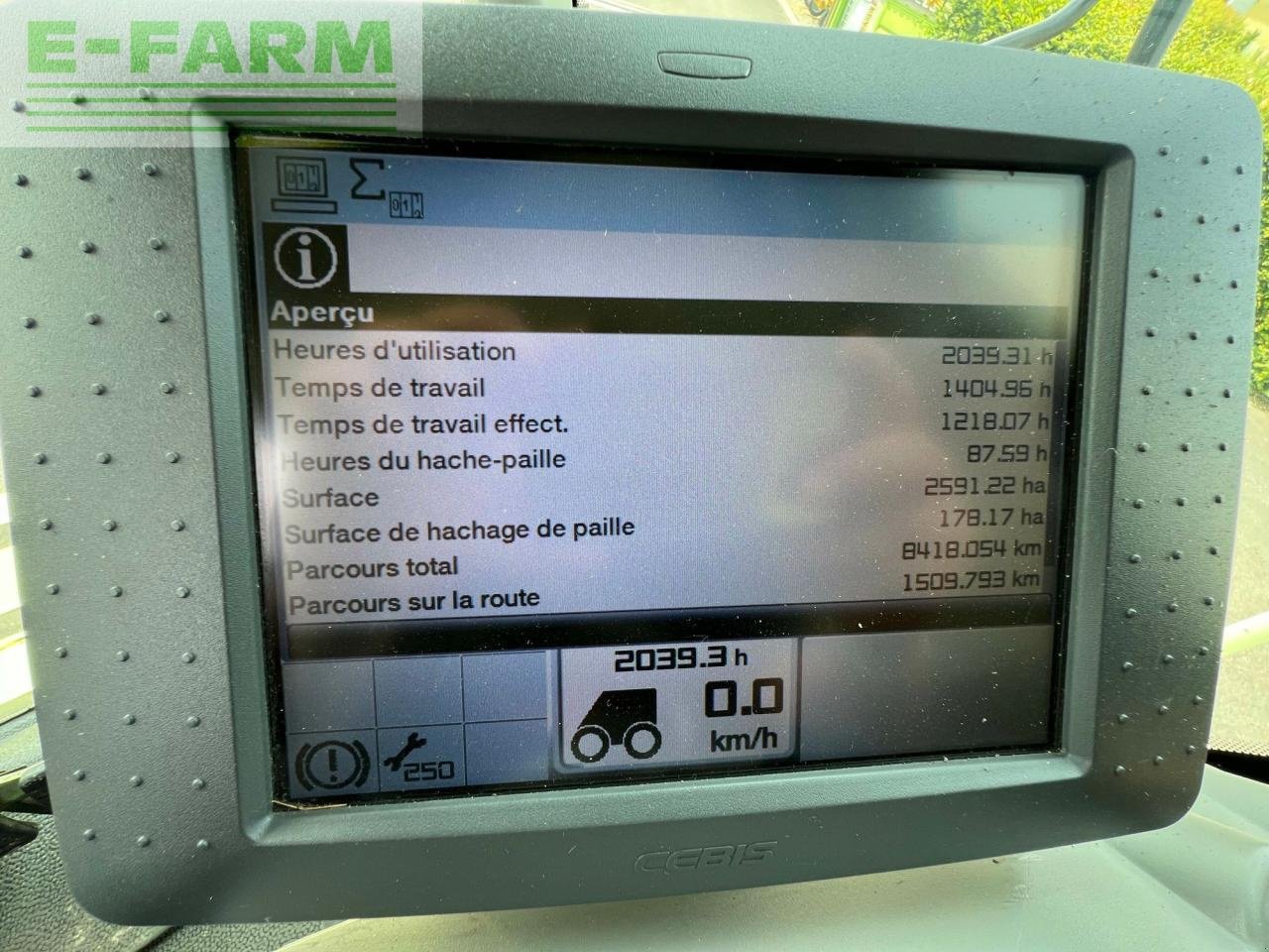 Mähdrescher des Typs CLAAS tucano 440, Gebrauchtmaschine in SAULZET (Bild 17)