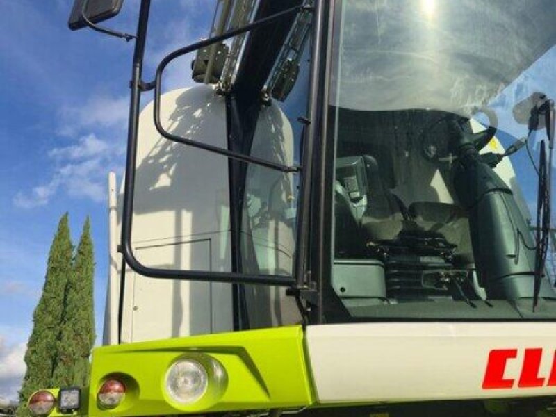 Mähdrescher des Typs CLAAS Tucano 450 Allrad, Gebrauchtmaschine in Östringen (Bild 1)