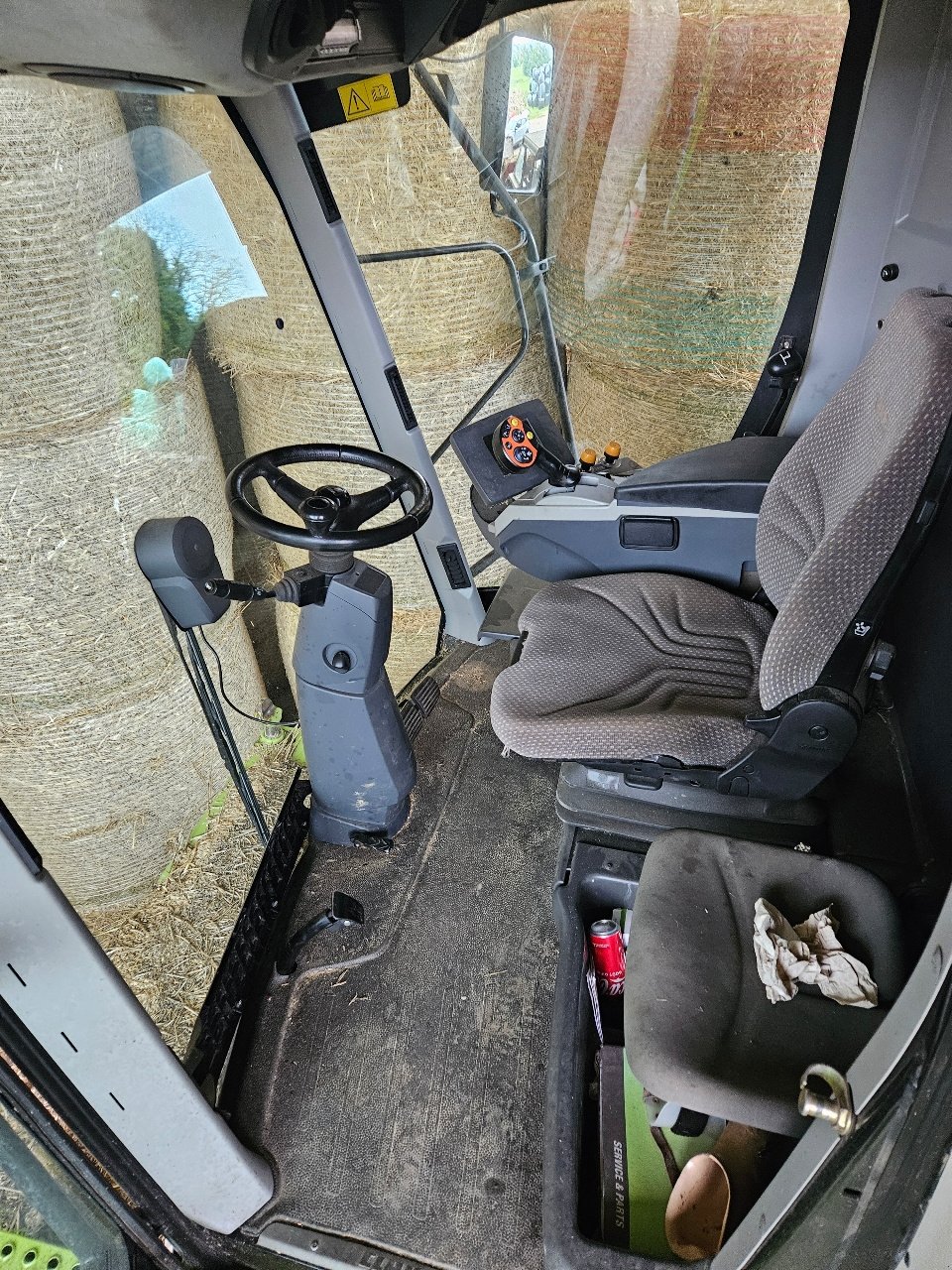 Mähdrescher of the type CLAAS TUCANO 450, Gebrauchtmaschine in MANDRES-SUR-VAIR (Picture 8)