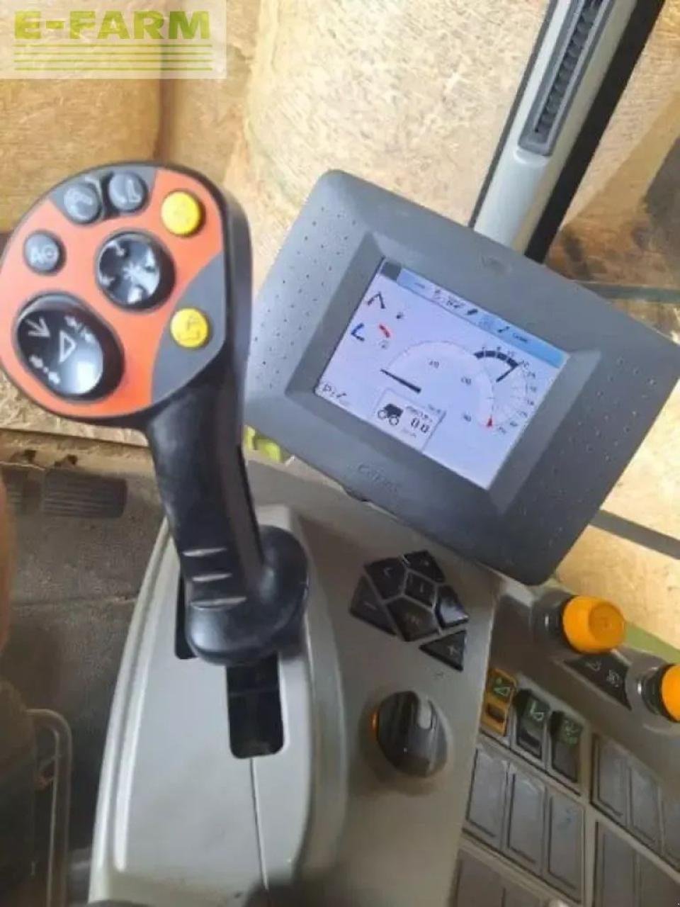 Mähdrescher typu CLAAS tucano 450, Gebrauchtmaschine v CHAUVONCOURT (Obrázek 7)