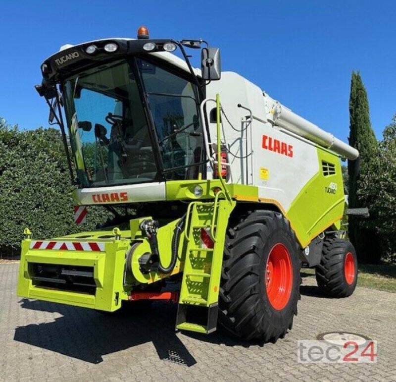 Mähdrescher des Typs CLAAS Tucano 450, Ausstellungsmaschine in Östringen (Bild 14)