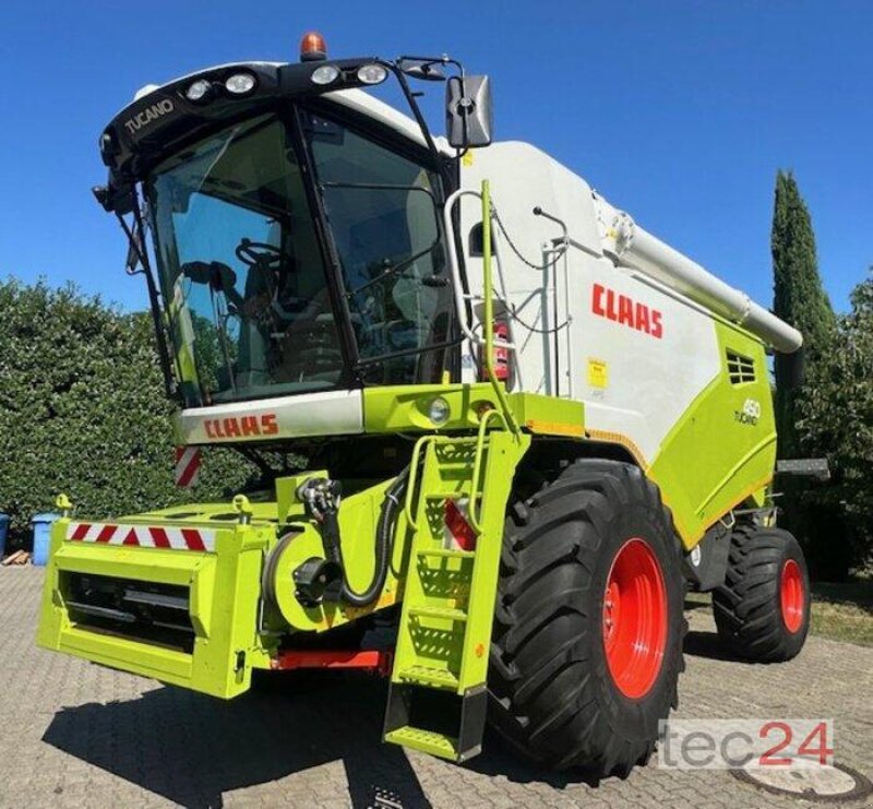 Mähdrescher des Typs CLAAS Tucano 450, Ausstellungsmaschine in Östringen (Bild 9)