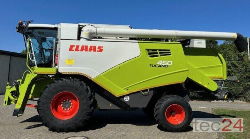 Mähdrescher des Typs CLAAS Tucano 450, Ausstellungsmaschine in Östringen (Bild 15)