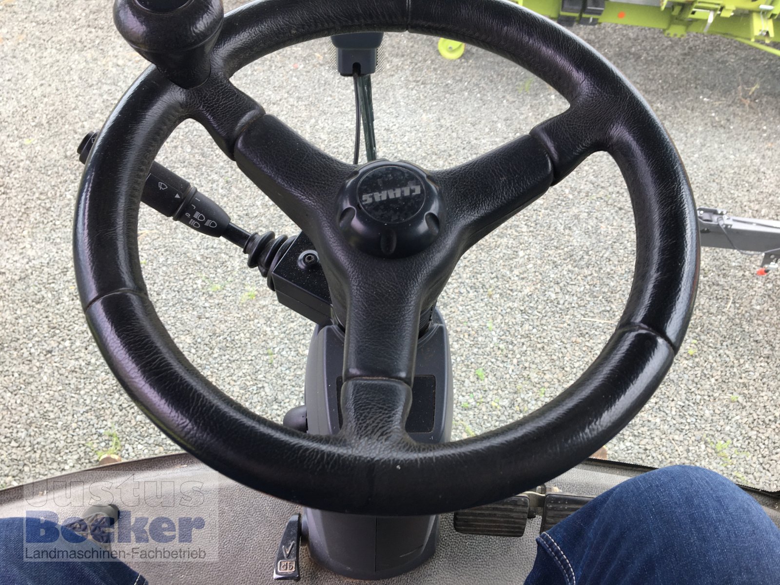 Mähdrescher типа CLAAS Tucano 470 4-Trac-Allrad, Gebrauchtmaschine в Weimar-Niederwalgern (Фотография 7)