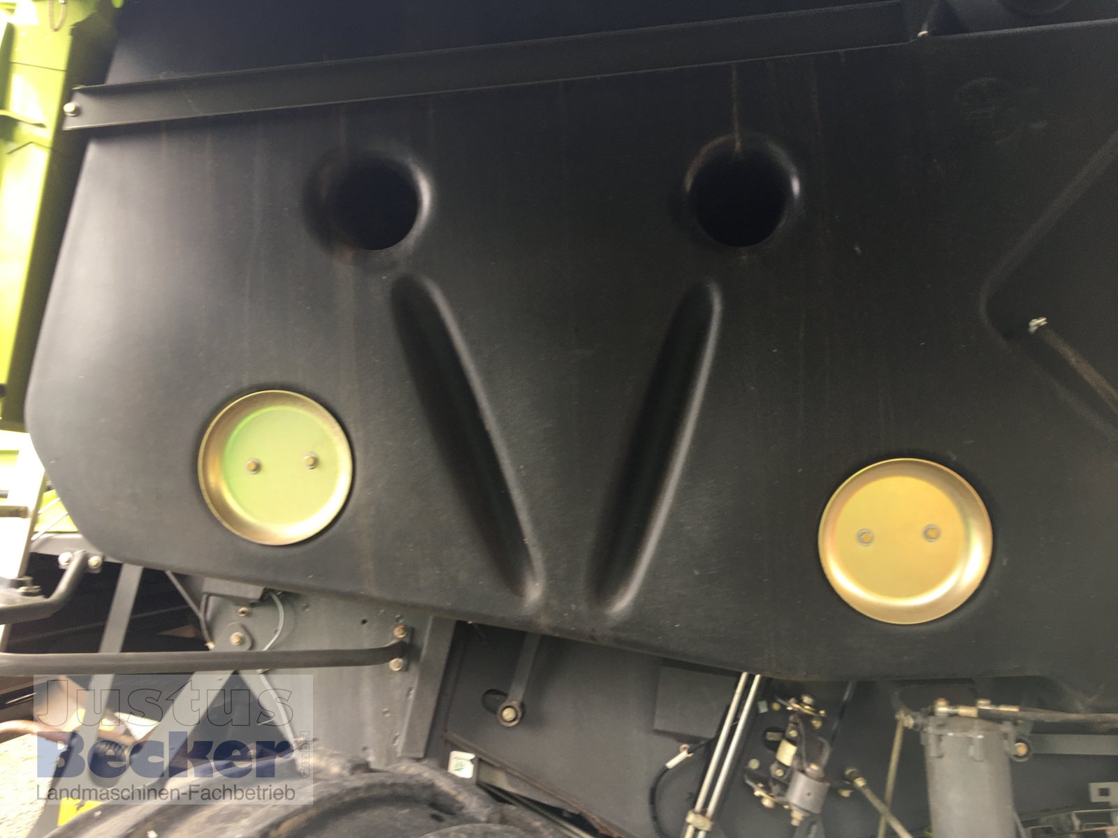 Mähdrescher типа CLAAS Tucano 470 4-Trac-Allrad, Gebrauchtmaschine в Weimar-Niederwalgern (Фотография 17)