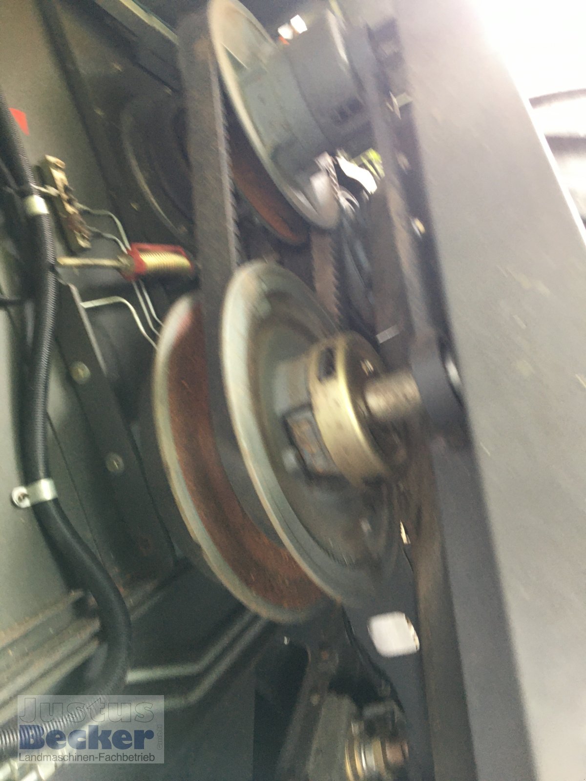 Mähdrescher типа CLAAS Tucano 470 4-Trac-Allrad, Gebrauchtmaschine в Weimar-Niederwalgern (Фотография 23)