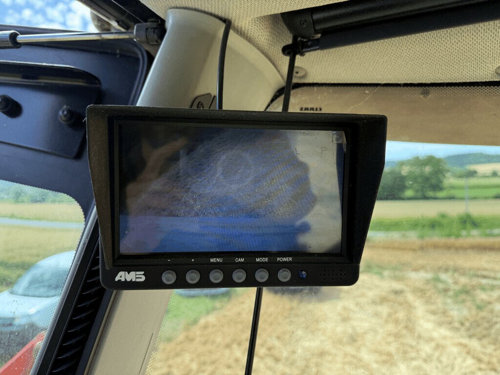 Mähdrescher of the type CLAAS TUCANO 470 T4, Gebrauchtmaschine in LAIGNES (Picture 10)