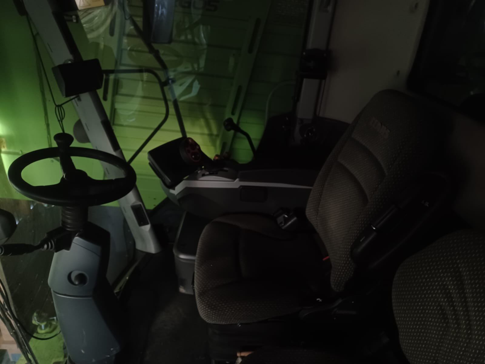 Mähdrescher typu CLAAS Tucano 560 APS Hybrid, Gebrauchtmaschine w Pfullendorf (Zdjęcie 2)