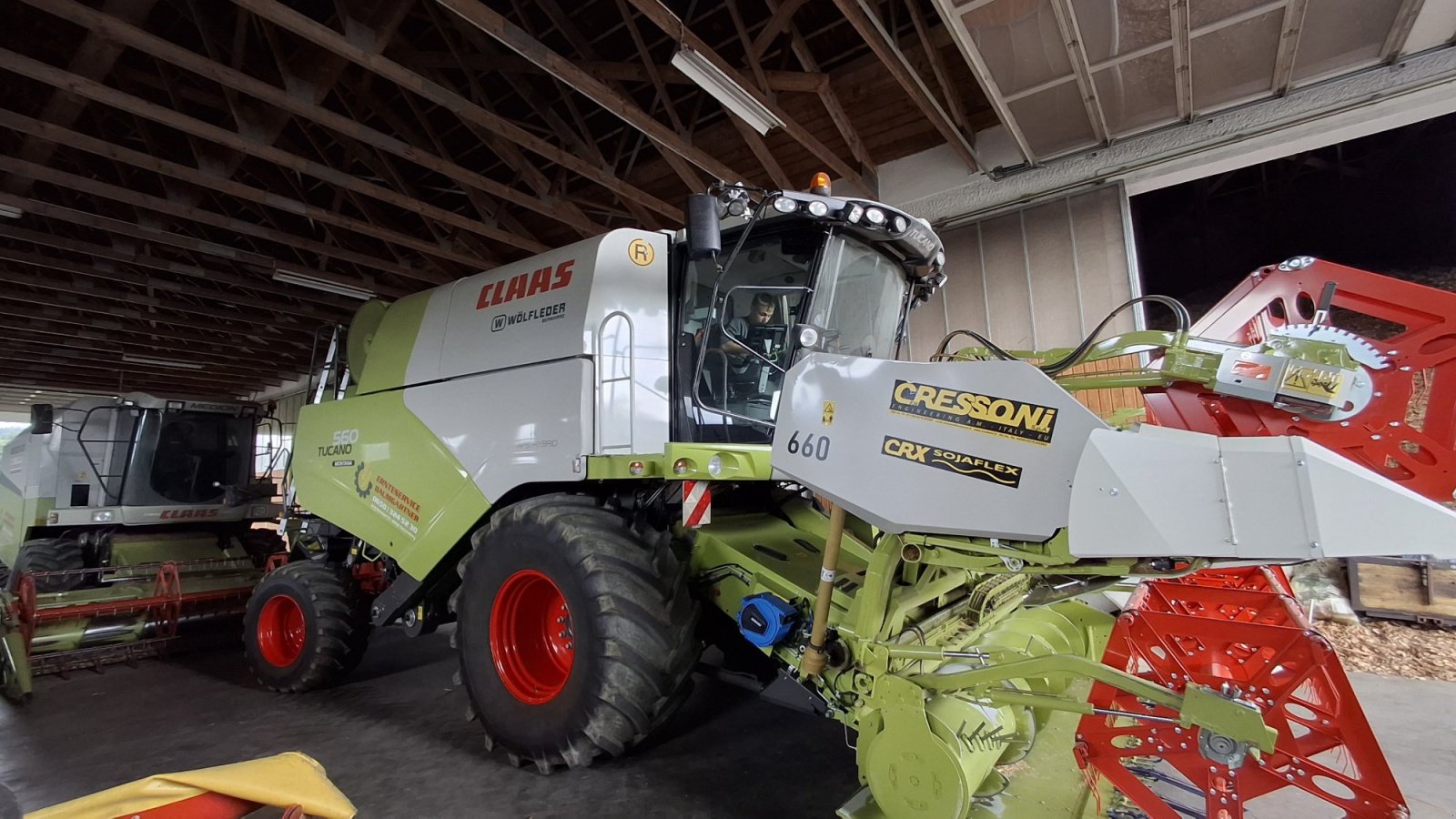 Mähdrescher za tip CLAAS Tucano 560 Montana, Gebrauchtmaschine u Esternberg (Slika 2)