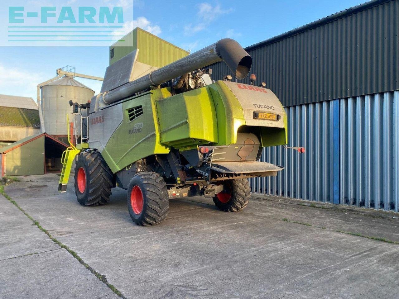 Mähdrescher типа CLAAS TUCANO 570, Gebrauchtmaschine в SINDERBY, THIRSK (Фотография 2)