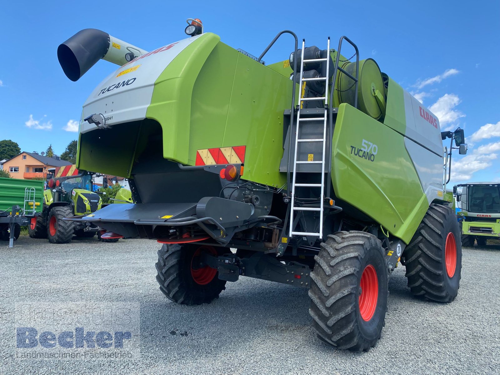 Mähdrescher des Typs CLAAS Tucano 570, Gebrauchtmaschine in Weimar-Niederwalgern (Bild 11)