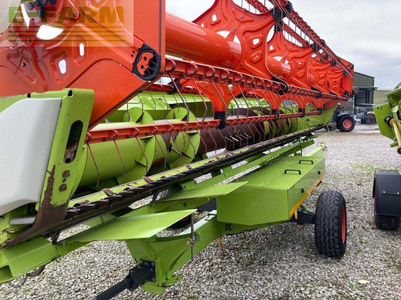 Mähdrescher του τύπου CLAAS USED 2015 LEXION 620 C/W V620 C/BAR, Gebrauchtmaschine σε CIRENCESTER (Φωτογραφία 8)