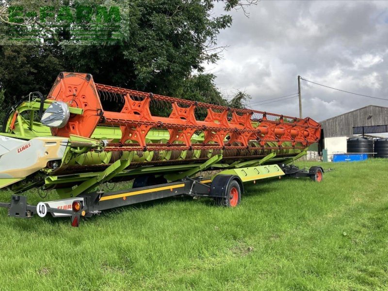 Mähdrescher del tipo CLAAS V1230, Gebrauchtmaschine en WILBERFOSS, YORK