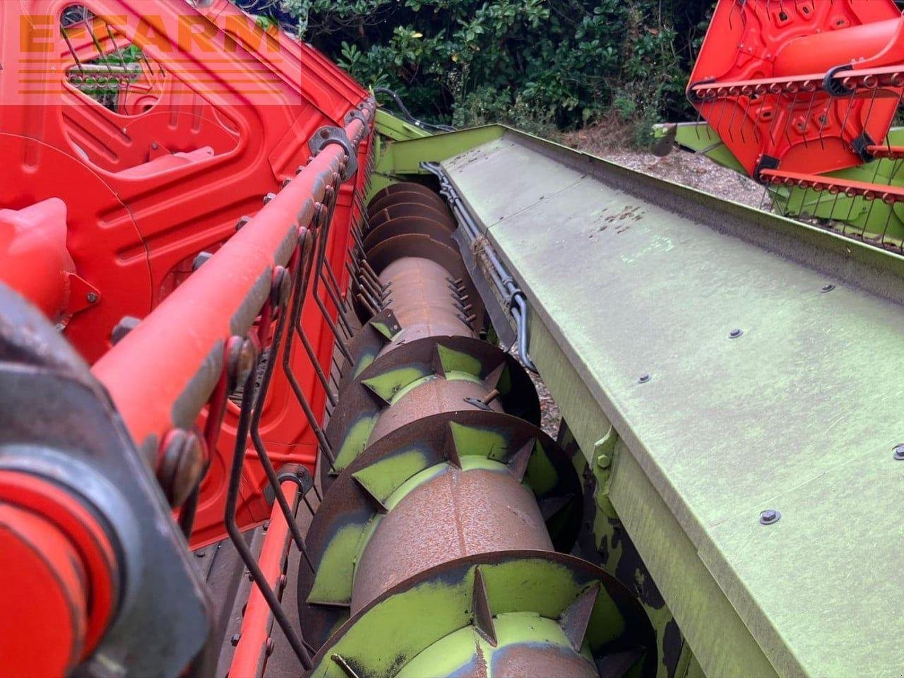 Mähdrescher Türe ait CLAAS V660, Gebrauchtmaschine içinde WILBERFOSS, YORK (resim 3)