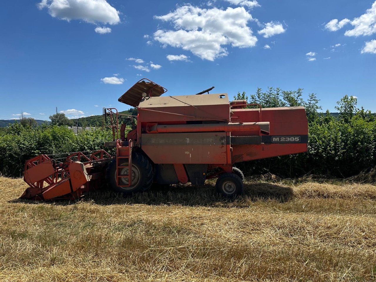 Mähdrescher of the type Deutz-Fahr 2385, Gebrauchtmaschine in SAINT HILAIRE EN MORVAN (Picture 3)