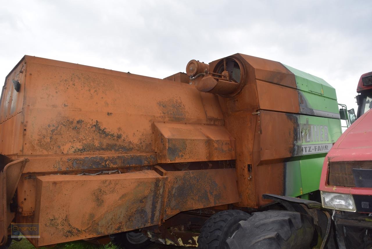 Mähdrescher типа Deutz-Fahr 4075 HTS TopL. *Brandschaden*, Gebrauchtmaschine в Oyten (Фотография 1)