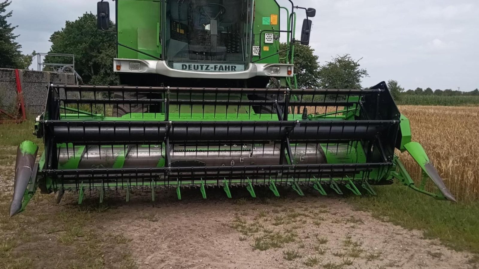 Mähdrescher of the type Deutz-Fahr 5530H 5530 H, Gebrauchtmaschine in Hadsten (Picture 2)