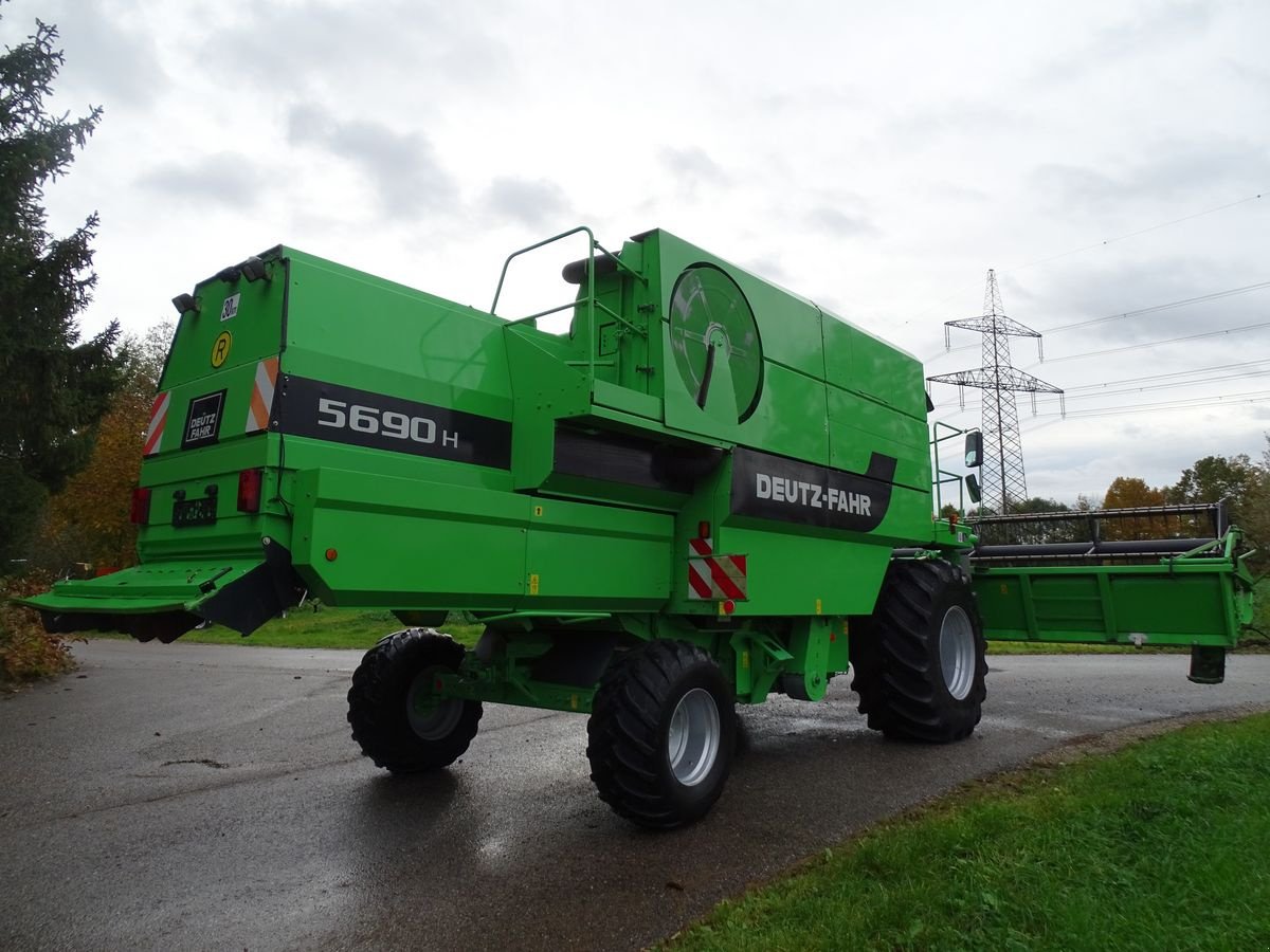 Mähdrescher tip Deutz-Fahr 5690 H, Gebrauchtmaschine in Burgkirchen (Poză 4)