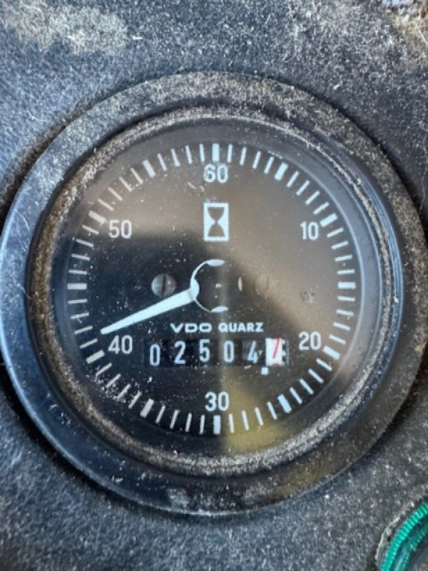 Mähdrescher des Typs Deutz-Fahr 5690 HTSB, Gebrauchtmaschine in BLESMES (Bild 3)