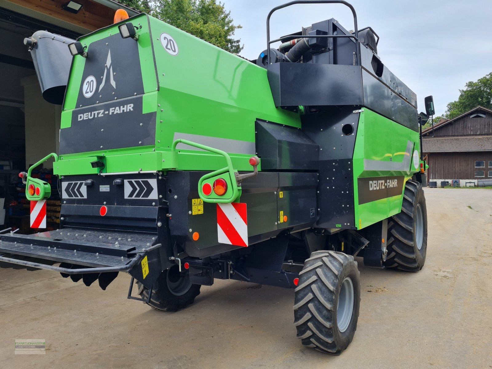 Mähdrescher of the type Deutz-Fahr 6040 HTS mit 4,8 m Schneidwerk, Gebrauchtmaschine in Diessen (Picture 3)