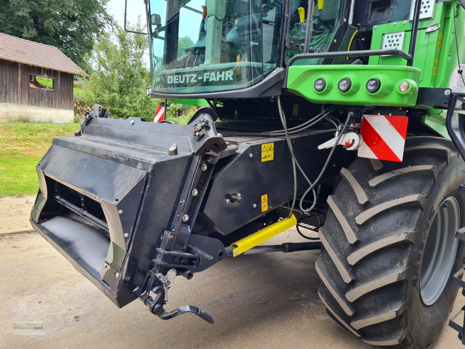 Mähdrescher of the type Deutz-Fahr 6040 HTS mit 4,8 m Schneidwerk, Gebrauchtmaschine in Diessen (Picture 8)