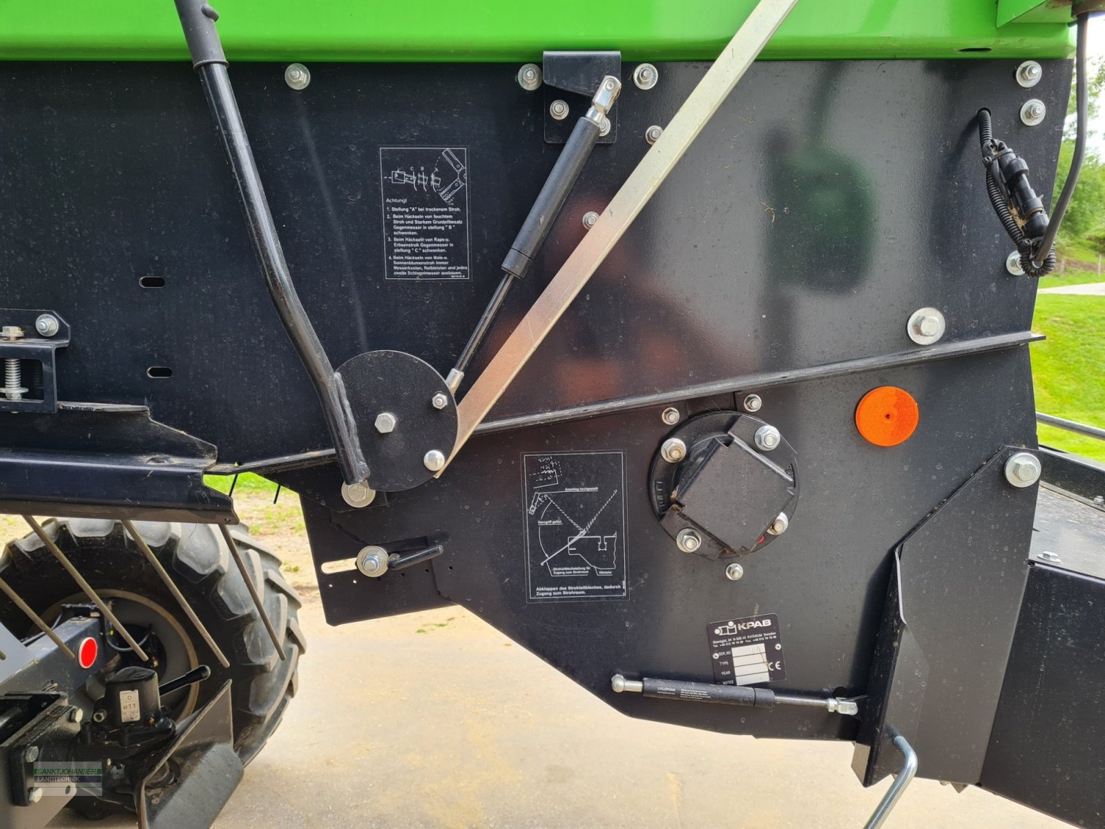 Mähdrescher of the type Deutz-Fahr 6040 HTS mit 4,8 m Schneidwerk, Gebrauchtmaschine in Diessen (Picture 11)