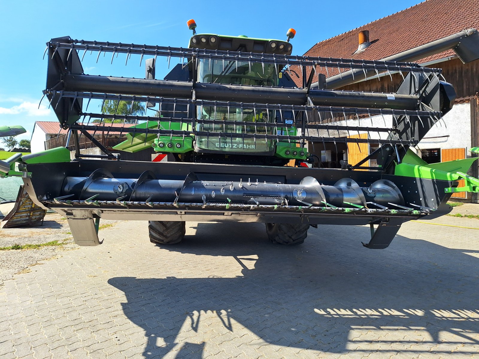 Mähdrescher от тип Deutz-Fahr 6040, Gebrauchtmaschine в Biesenhard (Снимка 2)