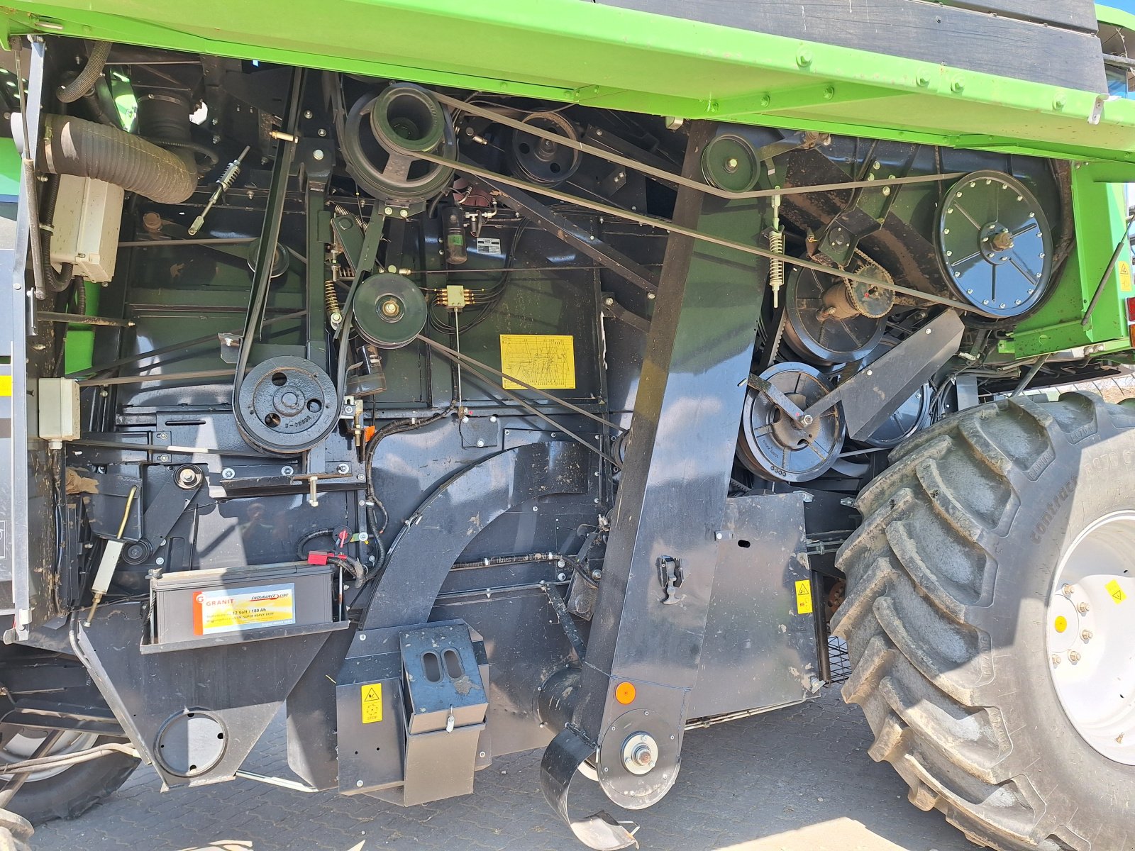 Mähdrescher des Typs Deutz-Fahr 6040, Gebrauchtmaschine in Biesenhard (Bild 2)