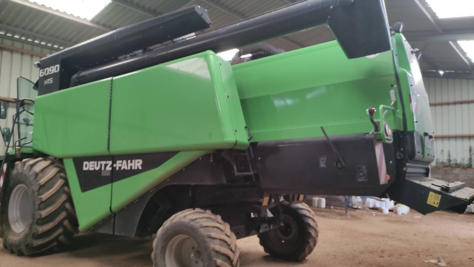 Mähdrescher typu Deutz-Fahr 6090 HTS, Gebrauchtmaschine v Le Horps (Obrázek 4)