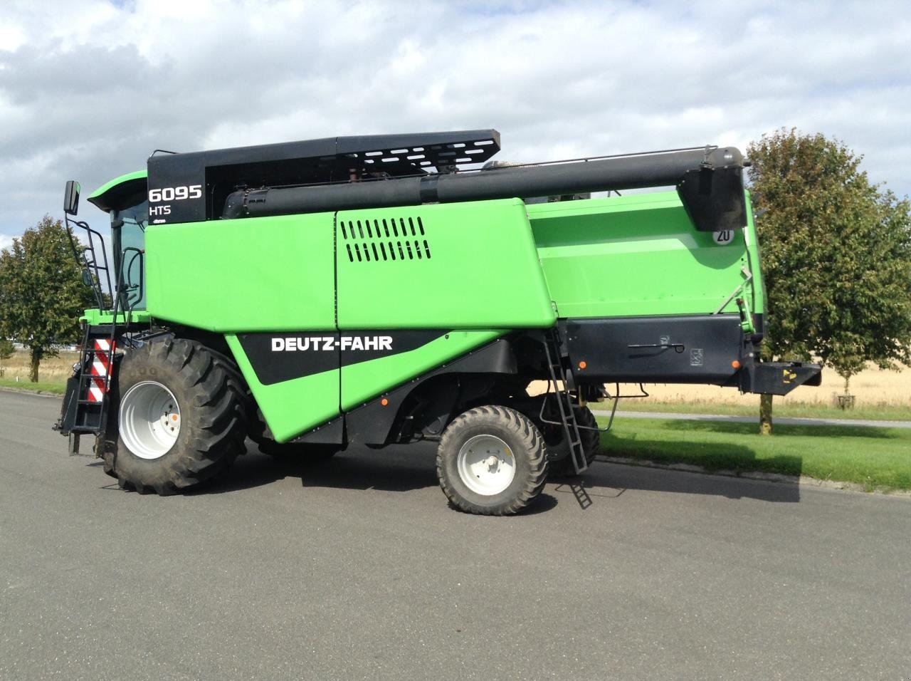 Mähdrescher typu Deutz-Fahr 6095 HTS, Gebrauchtmaschine v Farsø (Obrázek 9)