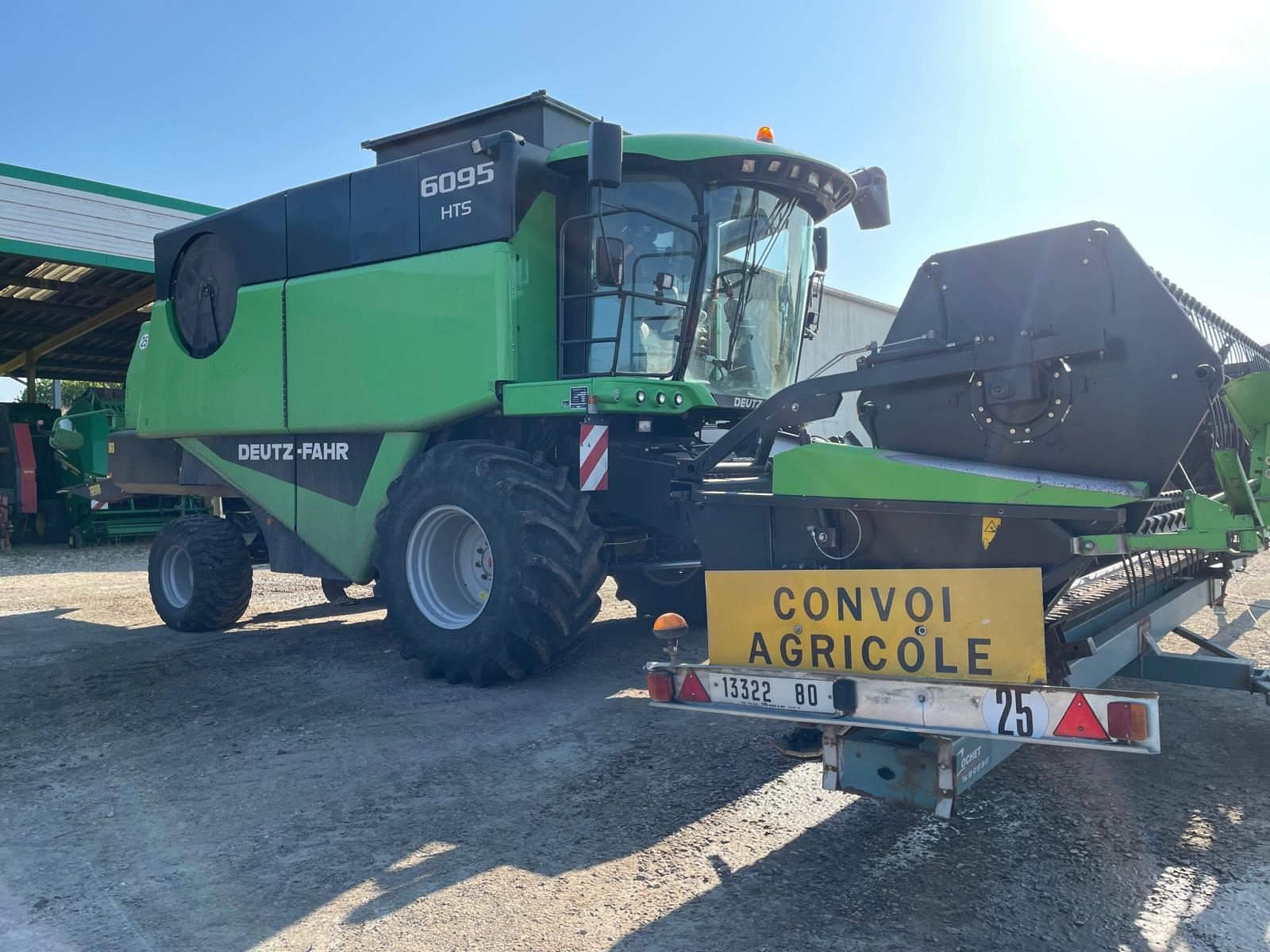 Mähdrescher des Typs Deutz-Fahr 6095 HTS, Gebrauchtmaschine in BOSC LE HARD (Bild 6)