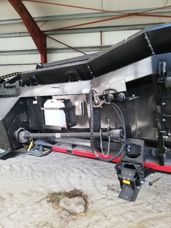 Mähdrescher of the type Deutz-Fahr 9306 TSB, Gebrauchtmaschine in BLESMES (Picture 11)