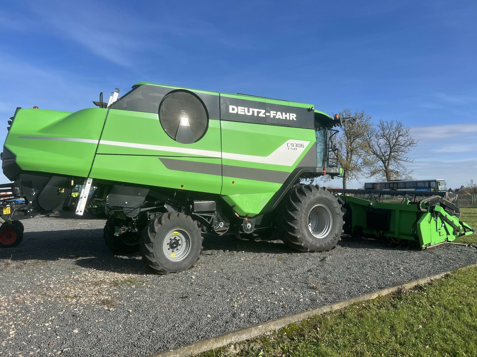 Mähdrescher tip Deutz-Fahr C 9306 TSB, Gebrauchtmaschine in Gannat (Poză 2)