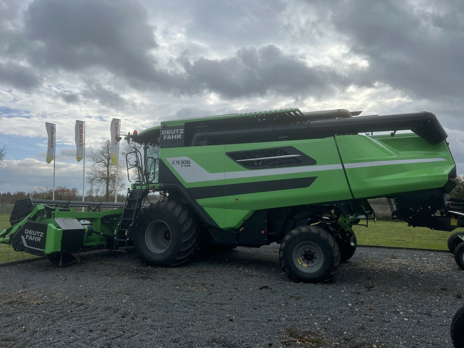 Mähdrescher tip Deutz-Fahr C 9306 TSB, Gebrauchtmaschine in Gannat (Poză 4)