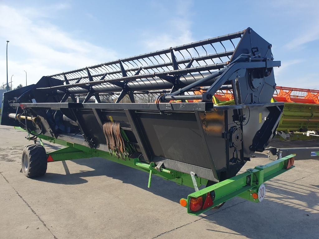 Mähdrescher des Typs Deutz-Fahr C9206 TS, Gebrauchtmaschine in Baillonville (Bild 10)