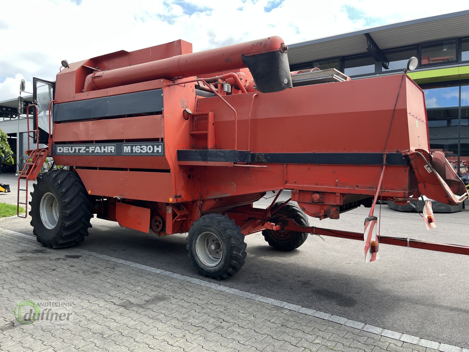 Mähdrescher des Typs Deutz-Fahr M 1630 H, Gebrauchtmaschine in Hohentengen (Bild 3)