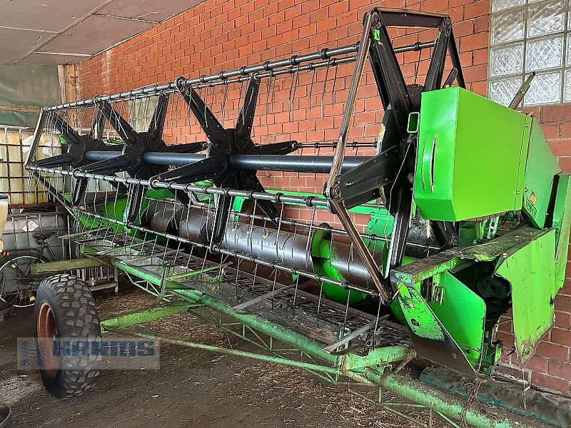 Mähdrescher van het type Deutz-Fahr M 35.70, Gebrauchtmaschine in Sassenholz (Foto 15)