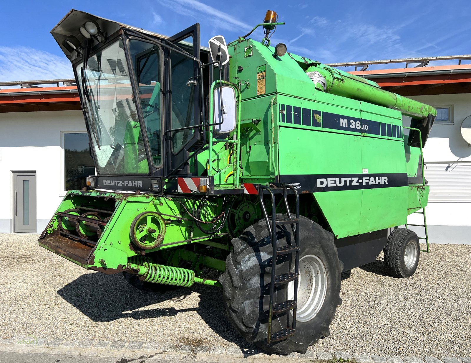 Mähdrescher typu Deutz-Fahr M 36.10 mit 4,2 Meter Schneidwerk und Schneidwerkswagen, Gebrauchtmaschine v Burgrieden (Obrázek 14)