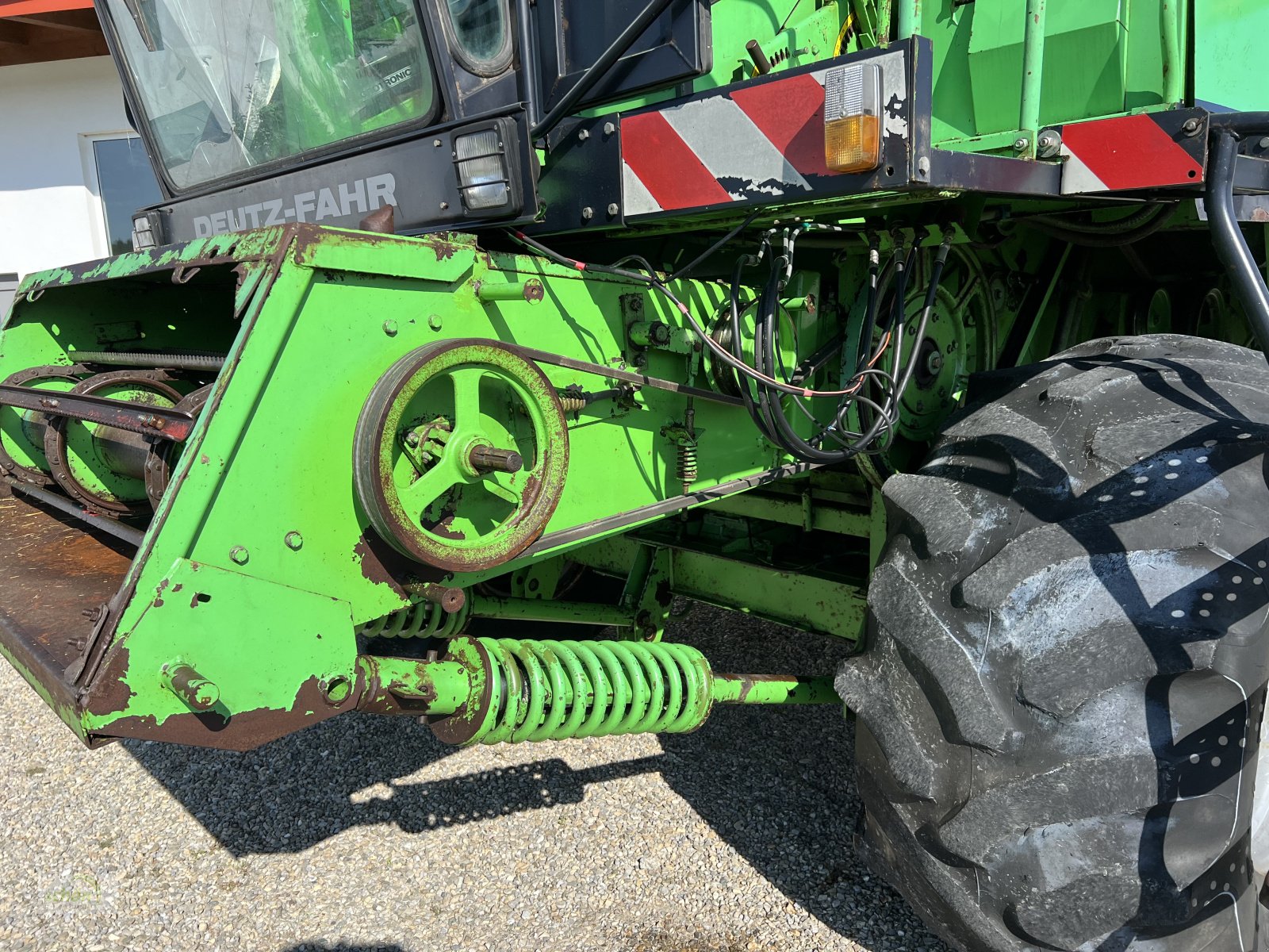 Mähdrescher typu Deutz-Fahr M 36.10 mit 4,2 Meter Schneidwerk und Schneidwerkswagen, Gebrauchtmaschine v Burgrieden (Obrázek 16)