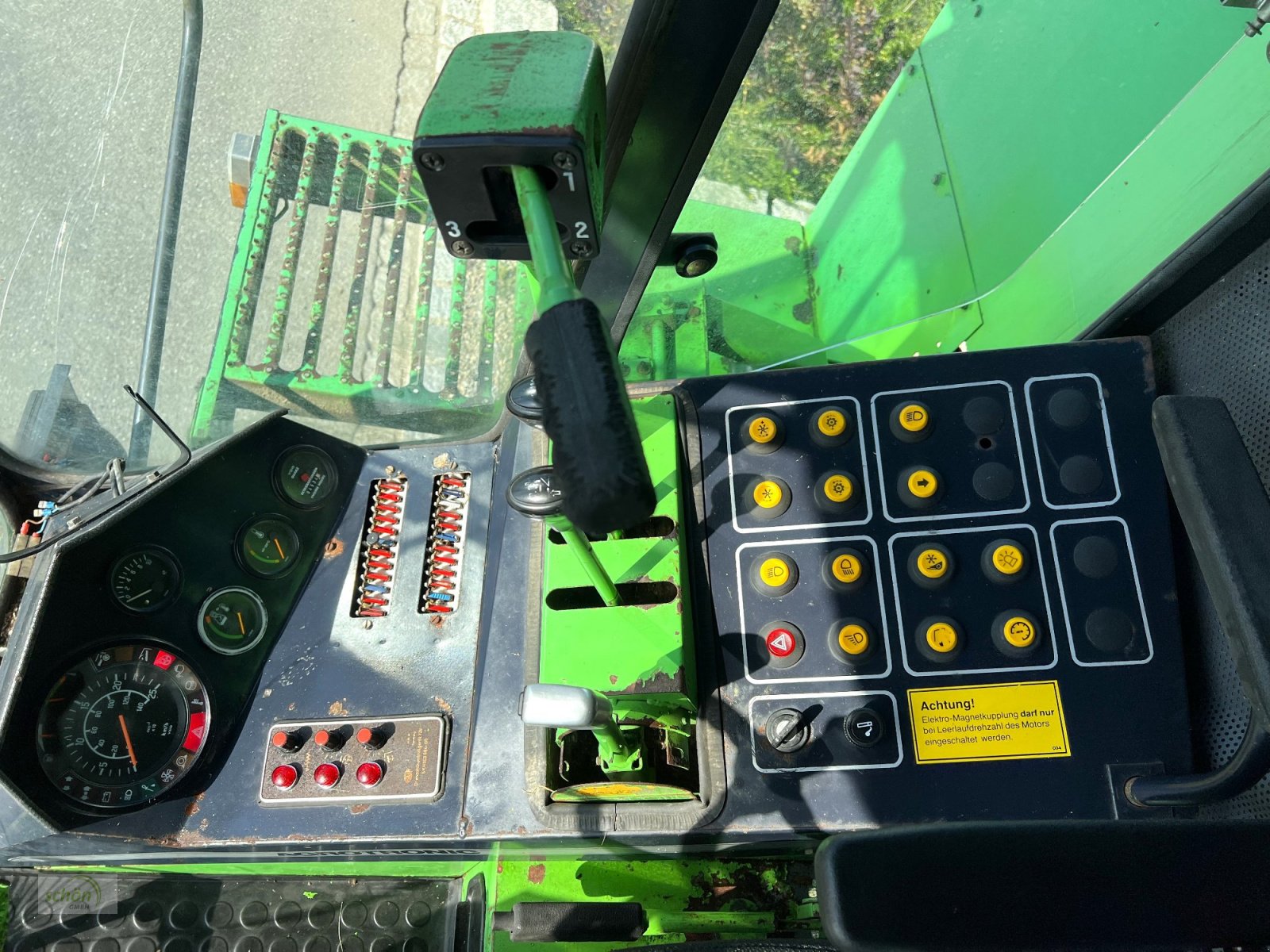 Mähdrescher του τύπου Deutz-Fahr M 36.10 mit 4,2 Meter Schneidwerk und Schneidwerkswagen, Gebrauchtmaschine σε Burgrieden (Φωτογραφία 19)