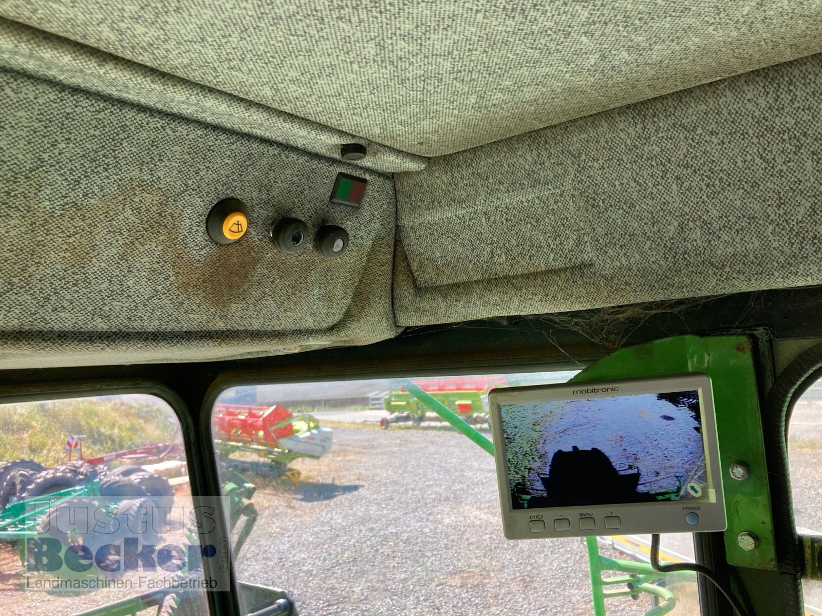 Mähdrescher Türe ait Deutz-Fahr Starliner 4045 H, Gebrauchtmaschine içinde Weimar-Niederwalgern (resim 9)