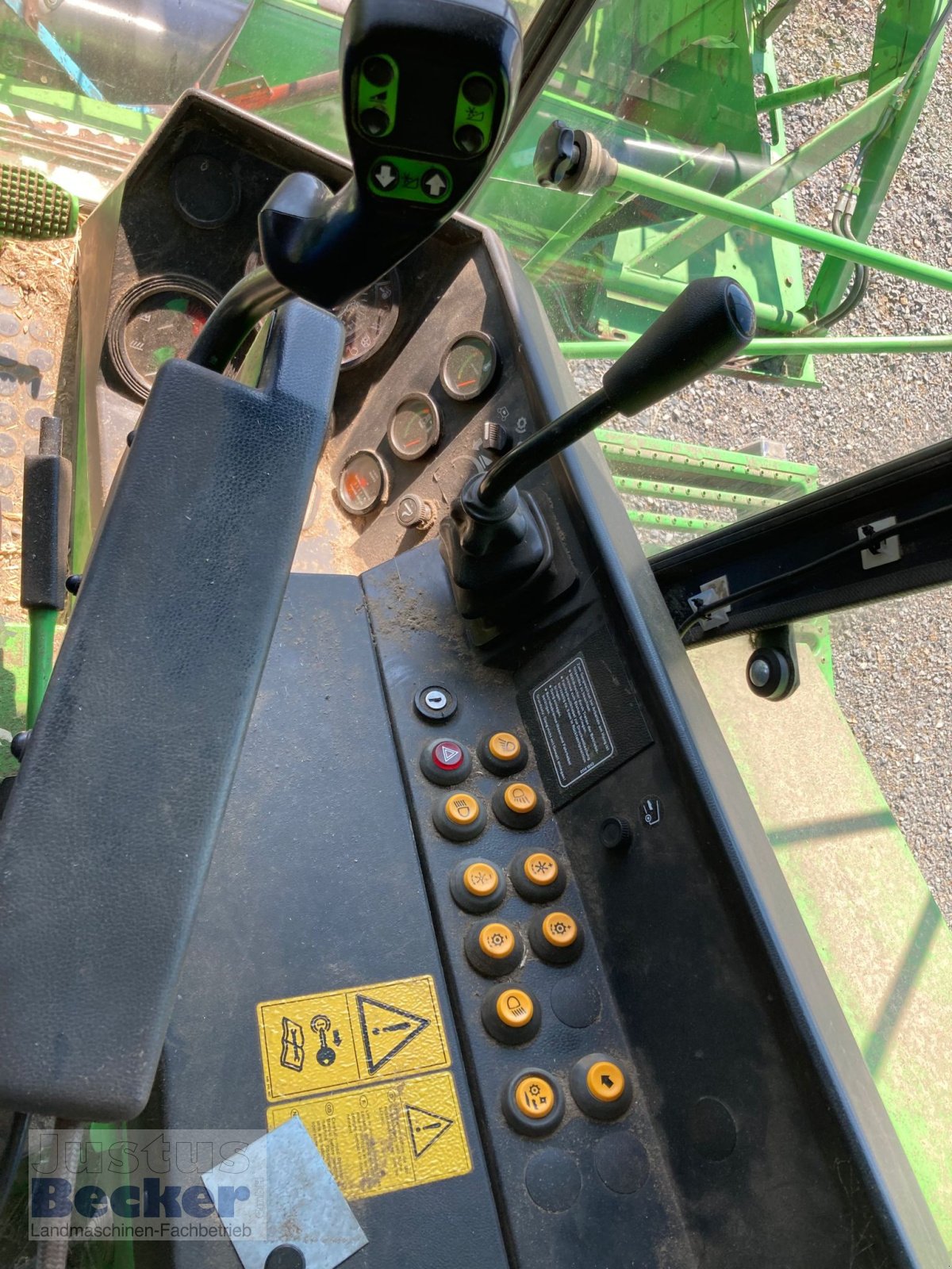 Mähdrescher Türe ait Deutz-Fahr Starliner 4045 H, Gebrauchtmaschine içinde Weimar-Niederwalgern (resim 11)