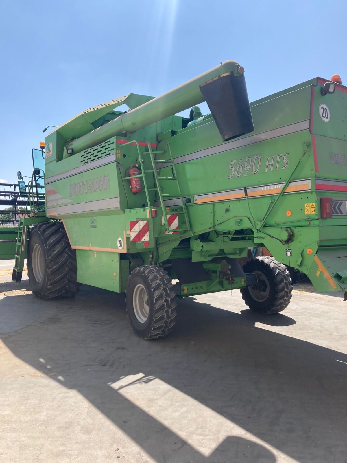 Mähdrescher des Typs Deutz-Fahr Topliner 5690 HTS Balance, Gebrauchtmaschine in Nördlingen (Bild 3)