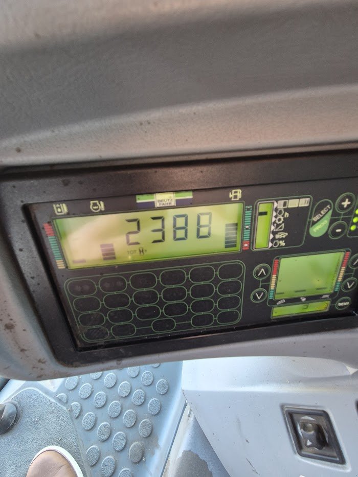 Mähdrescher of the type Deutz-Fahr Topliner 5690 HTS, Gebrauchtmaschine in Naklo (Picture 17)