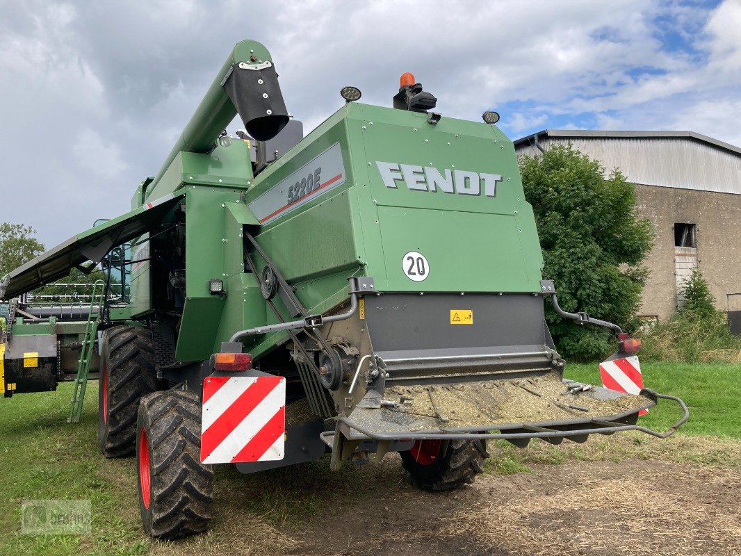 Mähdrescher tip Fendt 5220 E Mähdrescher mit Vario BISO VX 550, Gebrauchtmaschine in Karstädt (Poză 3)